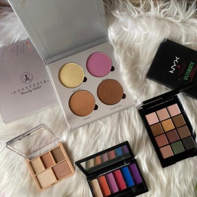 Bundle of 4 eyeshadow palettes
