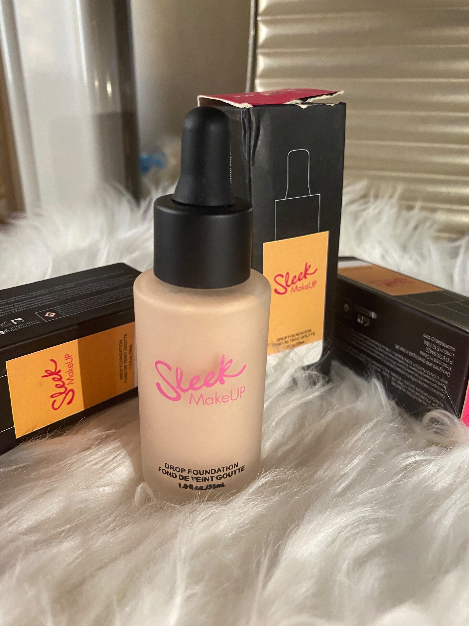 Sleek foundation (natural shade)